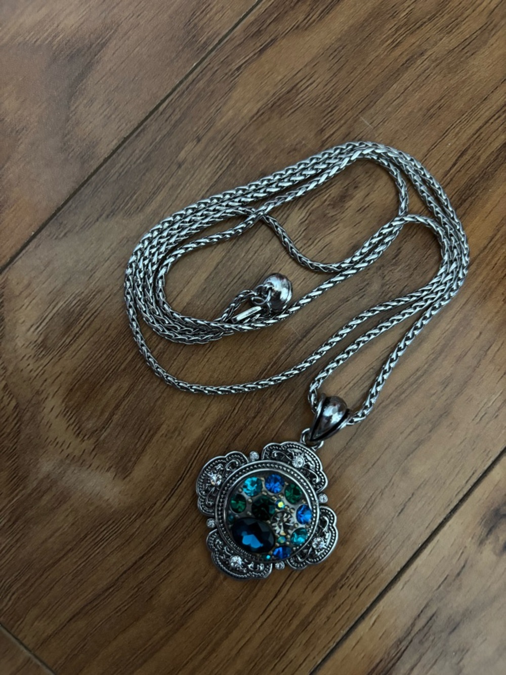 Silver-Tone Floral Pendant Necklace with Blue-Green Crystals